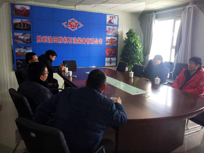 公司董事長(zhǎng)張喜慶一行到新疆檢查指導(dǎo)工作